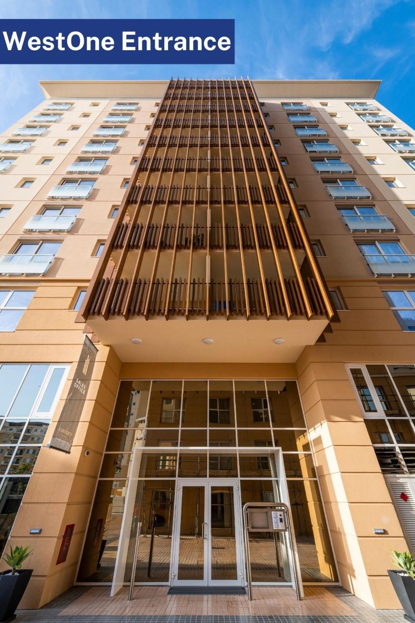 Bentley Holiday Apartments - West One Gibraltar Exterior foto