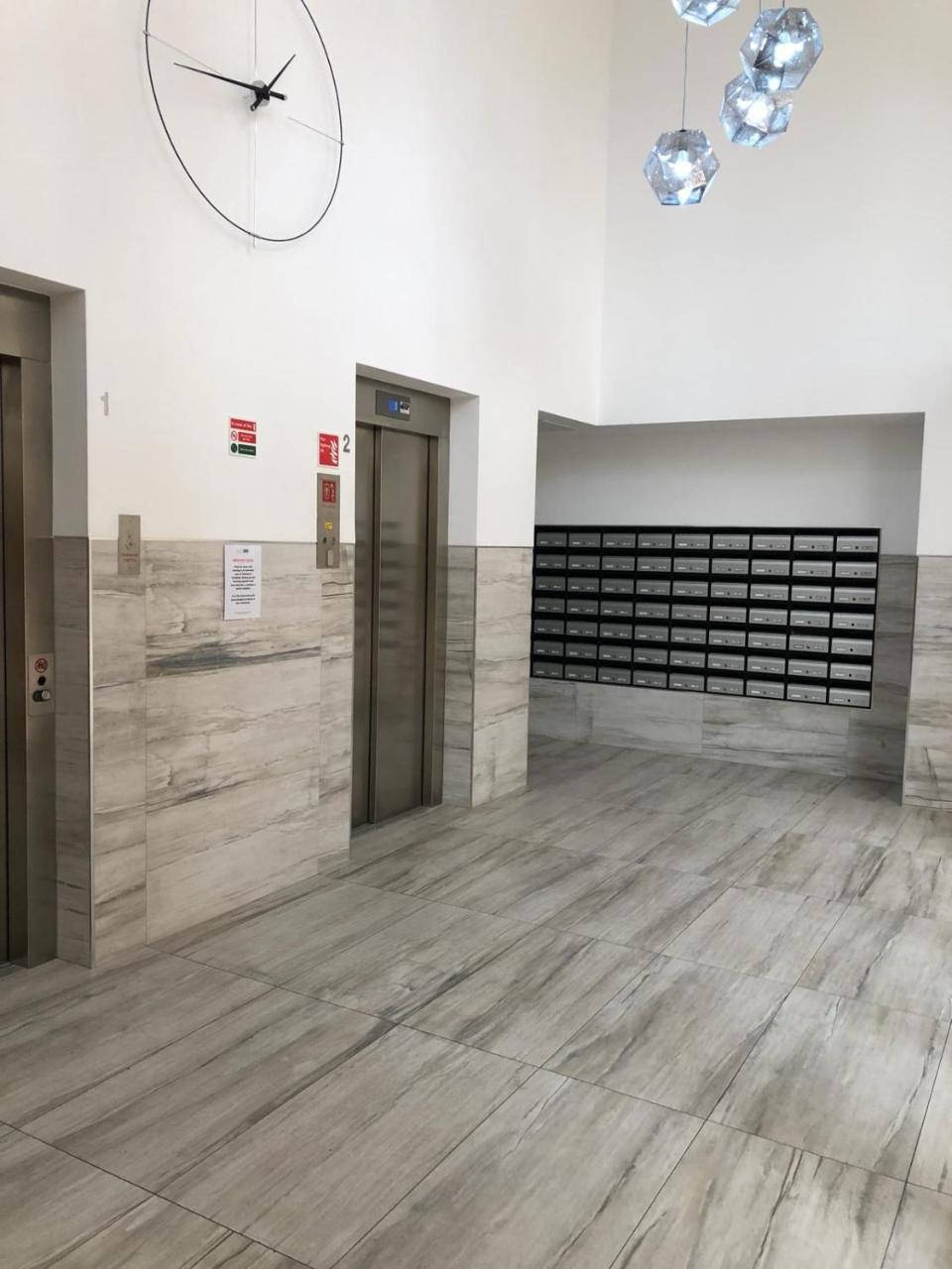Bentley Holiday Apartments - West One Gibraltar Exterior foto